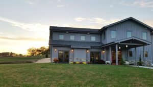 image of Covered Bridges Winery building